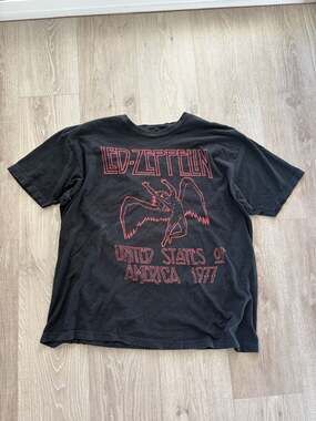 Led Zeppelin United States of America 1977 Tour T-Shirt